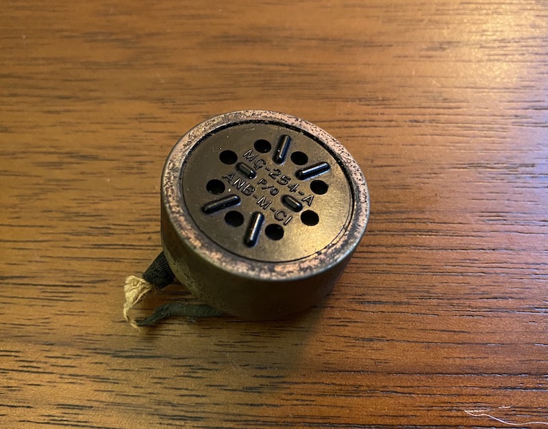 Vintage MC-254-A microphone